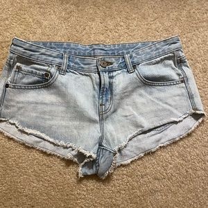 Cut Off Light Wash Jean/Denim Shorts